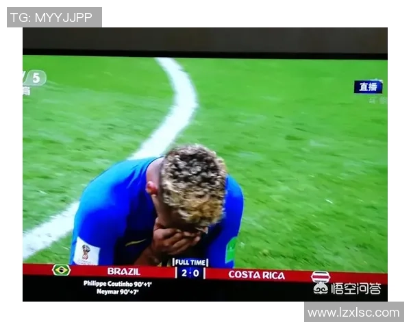 足球明星的综艺盛宴：球场之外的精彩生活与幽默瞬间